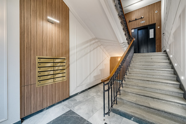 Сдам комнату в 5-комн. квартире, Малый Николопесковский пер, 11/2, Москва г