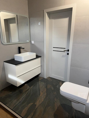 Продам двухкомнатную (2-комн.) квартиру, Бестужевская ул, 11, Российский п