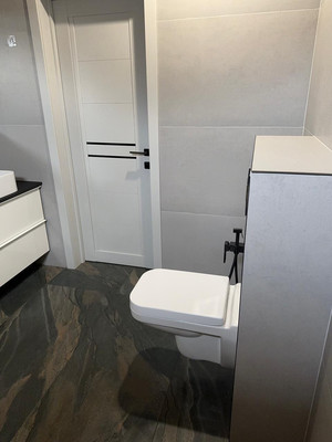 Продам двухкомнатную (2-комн.) квартиру, Бестужевская ул, 11, Российский п