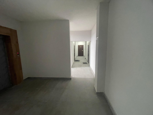 Продам трехкомнатную (3-комн.) квартиру, Атажукина ул, 2а, Нальчик г