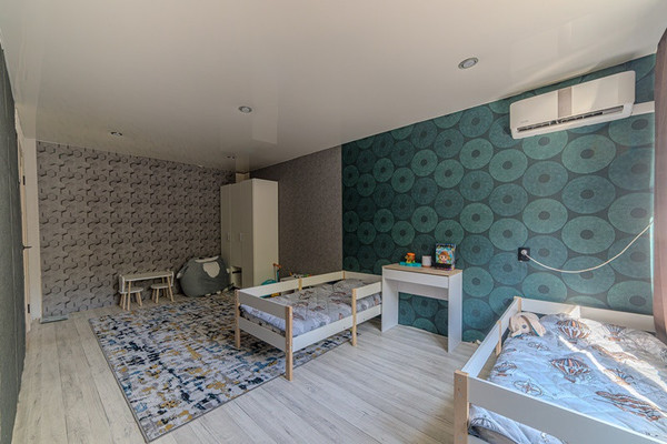 Продам двухкомнатную (2-комн.) квартиру, Ладожская ул, 15, Пенза г