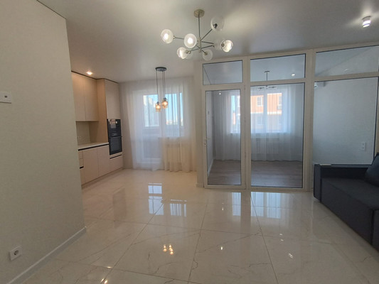 Продам однокомнатную (1-комн.) квартиру, Комарова б-р, 1е, Ростов-на-Дону г