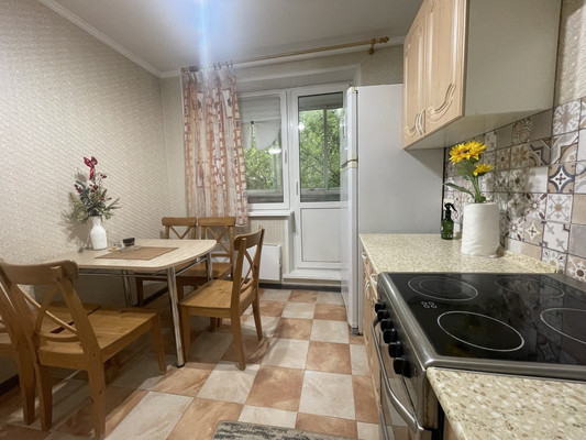 Продам однокомнатную (1-комн.) квартиру, Академика Семёнова ул, 5, Москва г