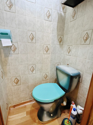Продам трехкомнатную (3-комн.) квартиру, Серпуховская ул, 40б, Липицы с