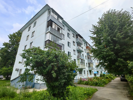 Продам двухкомнатную (2-комн.) квартиру, Чернышевского ул, 36, Большевик п