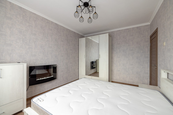 Продам трехкомнатную (3-комн.) квартиру, 3-я Мытищинская ул, 3к2, Москва г
