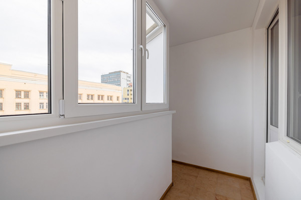 Продам трехкомнатную (3-комн.) квартиру, 3-я Мытищинская ул, 3к2, Москва г
