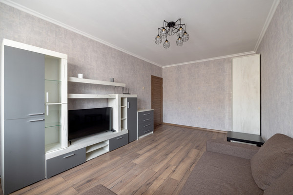Продам трехкомнатную (3-комн.) квартиру, 3-я Мытищинская ул, 3к2, Москва г