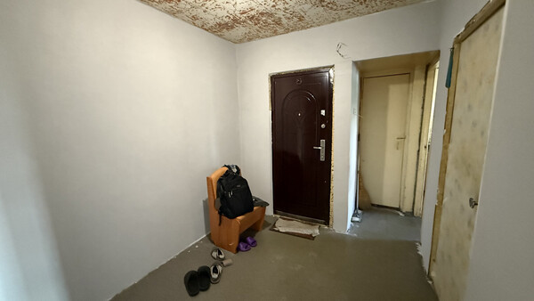 Продам трехкомнатную (3-комн.) квартиру, Космонавта Владислава Волкова ул, 2, Киров г