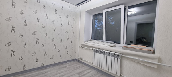 Продам однокомнатную (1-комн.) квартиру, Новозыбковский пер, 1, Брянск г