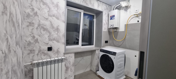 Продам однокомнатную (1-комн.) квартиру, Новозыбковский пер, 1, Брянск г