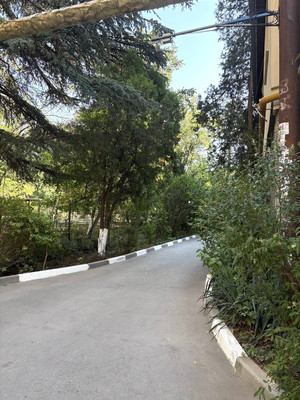 Продам трехкомнатную (3-комн.) квартиру, Крымских Партизан ул, 21, Симферополь г