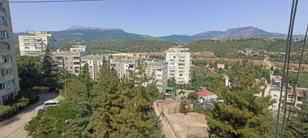Продам двухкомнатную (2-комн.) квартиру, Юбилейная ул, 16, Алушта г