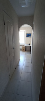 Продам двухкомнатную (2-комн.) квартиру, Юбилейная ул, 16, Алушта г