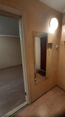 Продам однокомнатную (1-комн.) квартиру, Гагарина ул, 31, Симферополь г