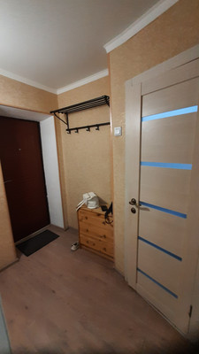 Продам однокомнатную (1-комн.) квартиру, Гагарина ул, 31, Симферополь г