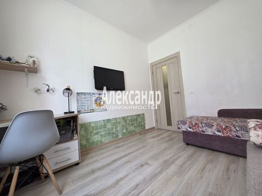 Продам однокомнатную (1-комн.) квартиру, Плесецкая ул, 10, Санкт-Петербург г