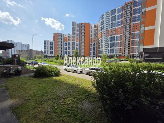 Продам однокомнатную (1-комн.) квартиру, Плесецкая ул, 10, Санкт-Петербург г