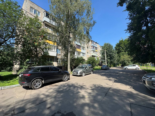 Продам трехкомнатную (3-комн.) квартиру, Набережная (Северный мкр.) ул, 16, Домодедово г