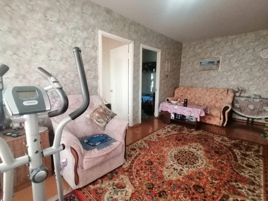 Продам трехкомнатную (3-комн.) квартиру, Тихая ул, 15, Иваново г