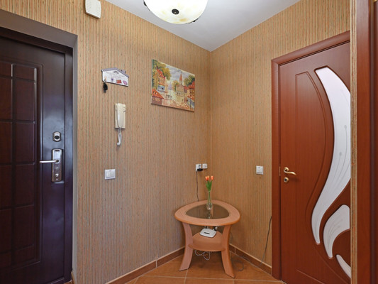 Продам однокомнатную (1-комн.) квартиру, У.Громовой ул, 22, Калининград г