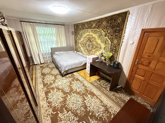 Продам трехкомнатную (3-комн.) квартиру, Спортивная ул, 2/11, Москва г