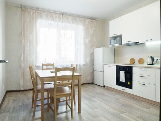 Продам однокомнатную (1-комн.) квартиру, Созидателей проезд, 9, Казань г