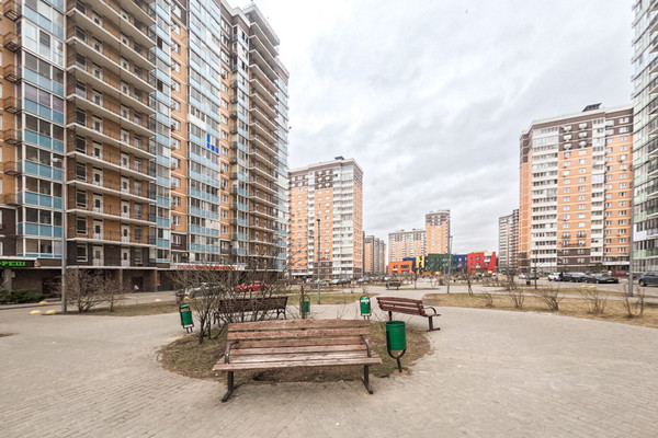 Продам двухкомнатную (2-комн.) квартиру, Дружбы (Зенино ЖК Самолёт мкр.) ул, 3, Люберцы г