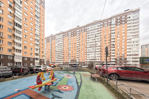 Продам двухкомнатную (2-комн.) квартиру, Дружбы (Зенино ЖК Самолёт мкр.) ул, 3, Люберцы г