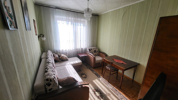 Продам трехкомнатную (3-комн.) квартиру, Айдарова ул, 18, Казань г
