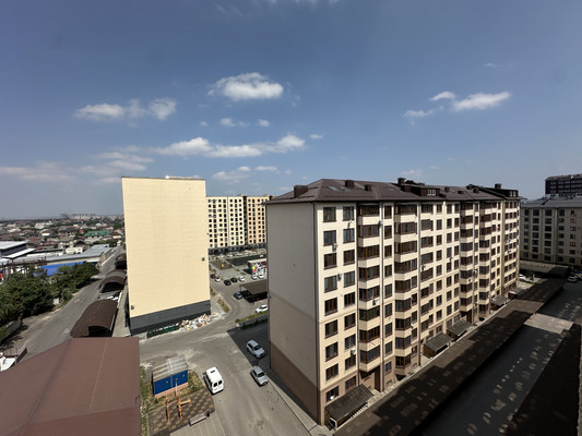 Продам многокомнатную квартиру, Шарданова ул, 48, Нальчик г