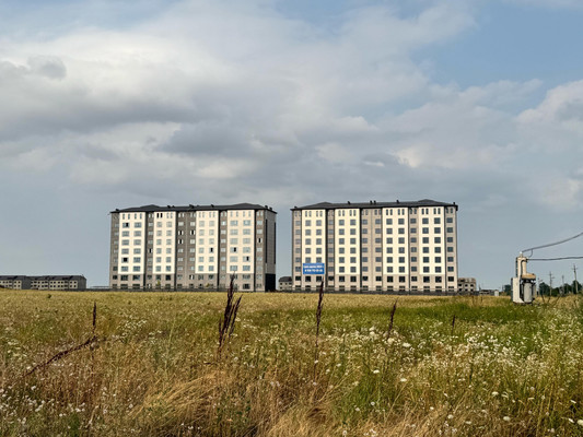 Продам однокомнатную (1-комн.) квартиру, им. Сижажева М.В. ул, 10, Чегем г
