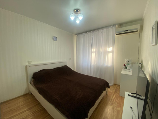 Продам однокомнатную (1-комн.) квартиру, Каракумская ул, 104, Ростов-на-Дону г
