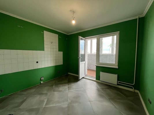 Продам двухкомнатную (2-комн.) квартиру, Северный (Купелинка мкр) кв-л, 1, Сапроново д