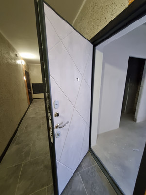Продам двухкомнатную (2-комн.) квартиру, Бориса Слюсаря ул, 15, Ростов-на-Дону г