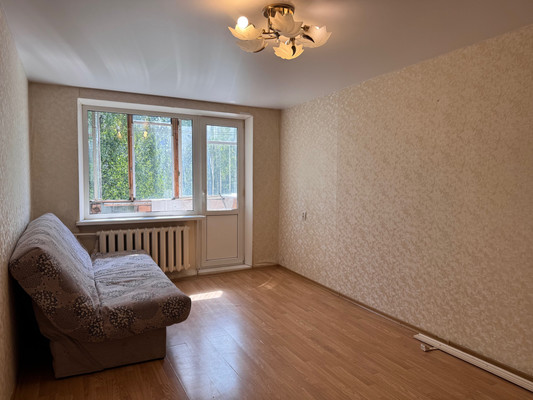 Продам трехкомнатную (3-комн.) квартиру, Подольская ул, 4а, Северово д