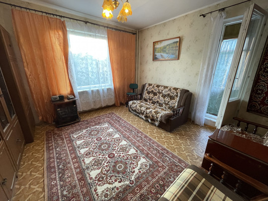 Продам однокомнатную (1-комн.) квартиру, 36, Дубровицы п