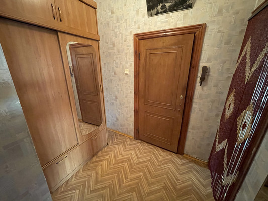 Продам однокомнатную (1-комн.) квартиру, 36, Дубровицы п