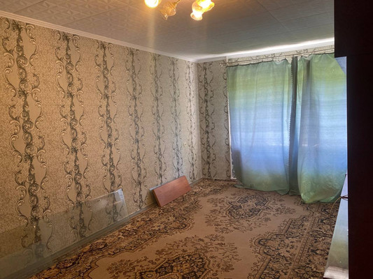 Продам двухкомнатную (2-комн.) квартиру, Кечкеметская ул, 97, Симферополь г