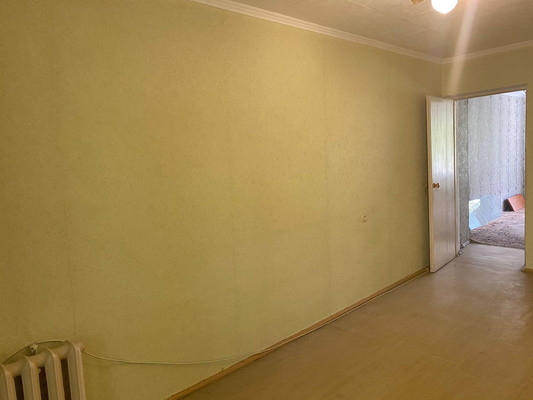 Продам двухкомнатную (2-комн.) квартиру, Кечкеметская ул, 97, Симферополь г