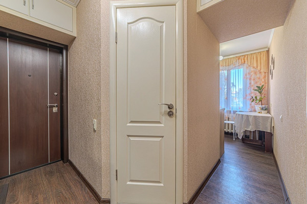 Продам двухкомнатную (2-комн.) квартиру, Ульяновская ул, 54, Пенза г