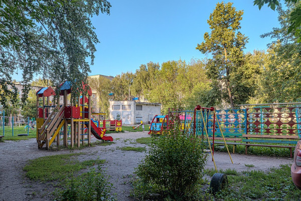 Продам двухкомнатную (2-комн.) квартиру, Ульяновская ул, 54, Пенза г