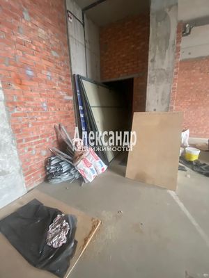 Продам торговое помещение 52,5 м2, Старорусский пр-кт, 13к1, Шушары п
