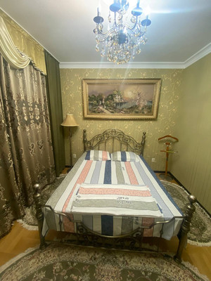 Продам трехкомнатную (3-комн.) квартиру, Кабардинская ул, 188, Нальчик г