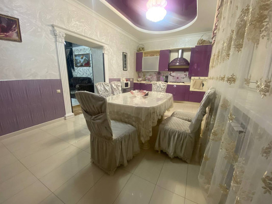 Продам трехкомнатную (3-комн.) квартиру, Кабардинская ул, 188, Нальчик г