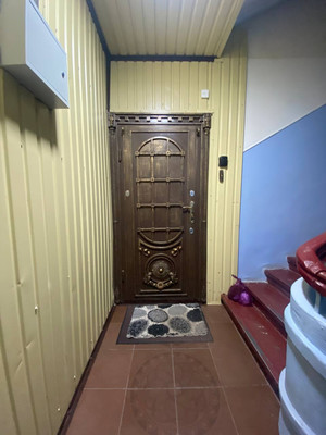 Продам трехкомнатную (3-комн.) квартиру, Кабардинская ул, 188, Нальчик г