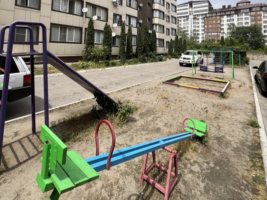 Продам трехкомнатную (3-комн.) квартиру, Ахохова ул, 190А, Нальчик г