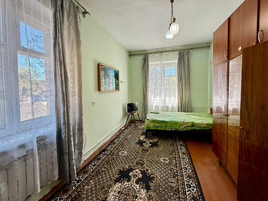 Продам однокомнатную (1-комн.) квартиру, Туристов ул, 4, Симферополь г
