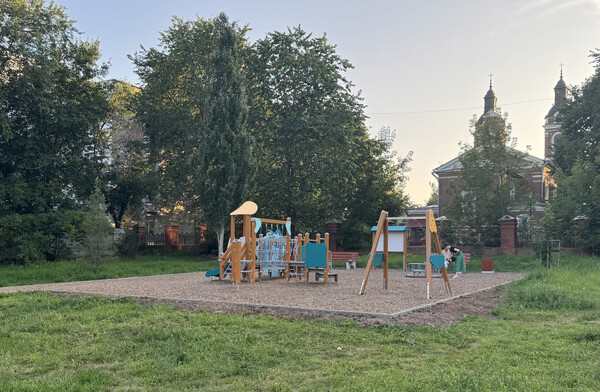 Продам трехкомнатную (3-комн.) квартиру, Карла Либкнехта ул, 83, Киров г