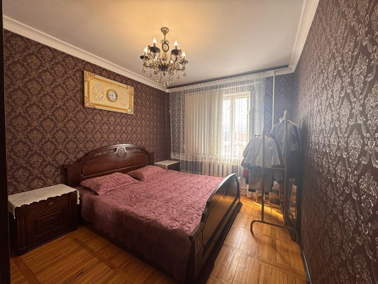 Продам двухкомнатную (2-комн.) квартиру, Шогенова ул, 22, Нальчик г